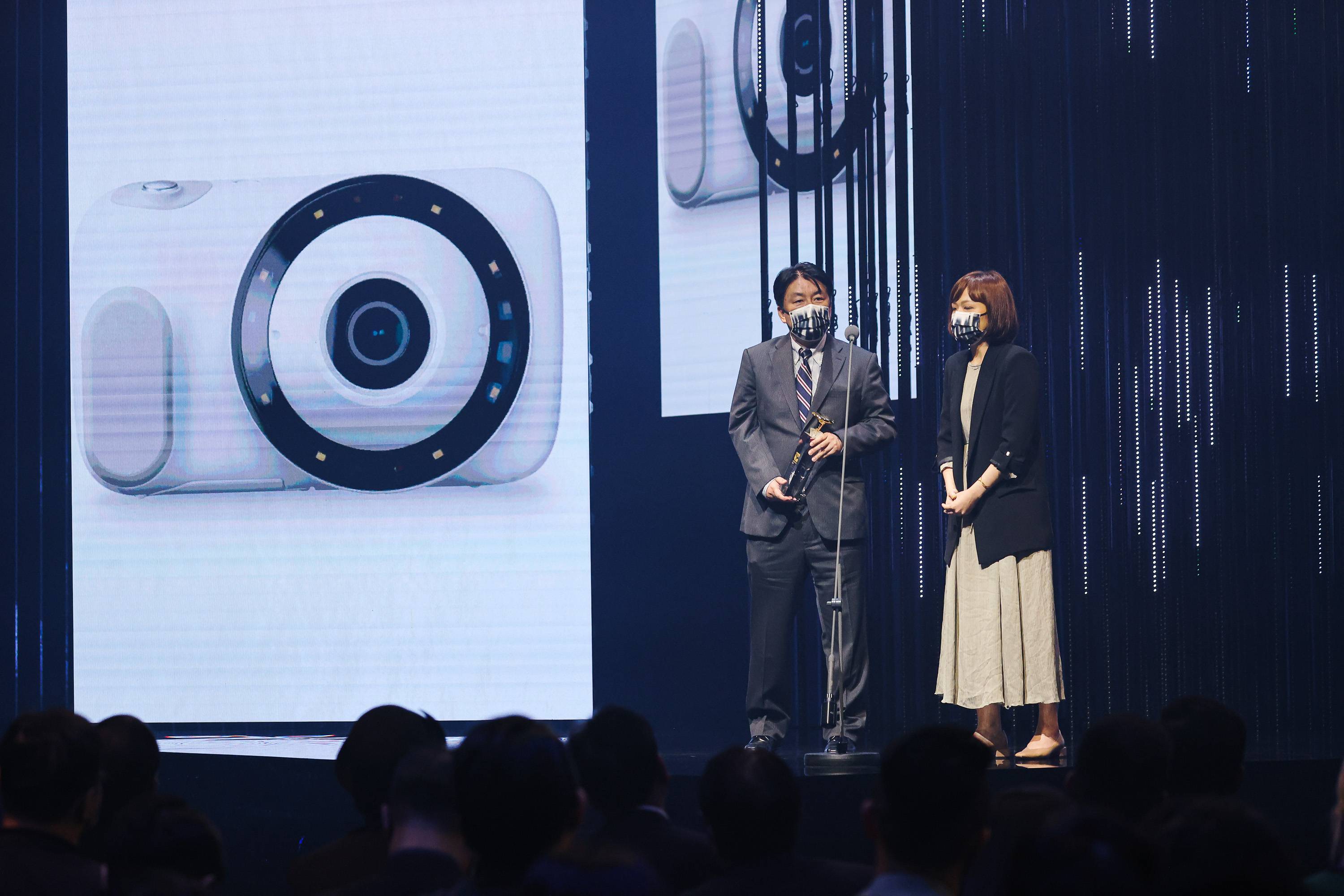 日本卡西欧计算机株式会社以创新皮肤摄影机获奖。(1).jpg